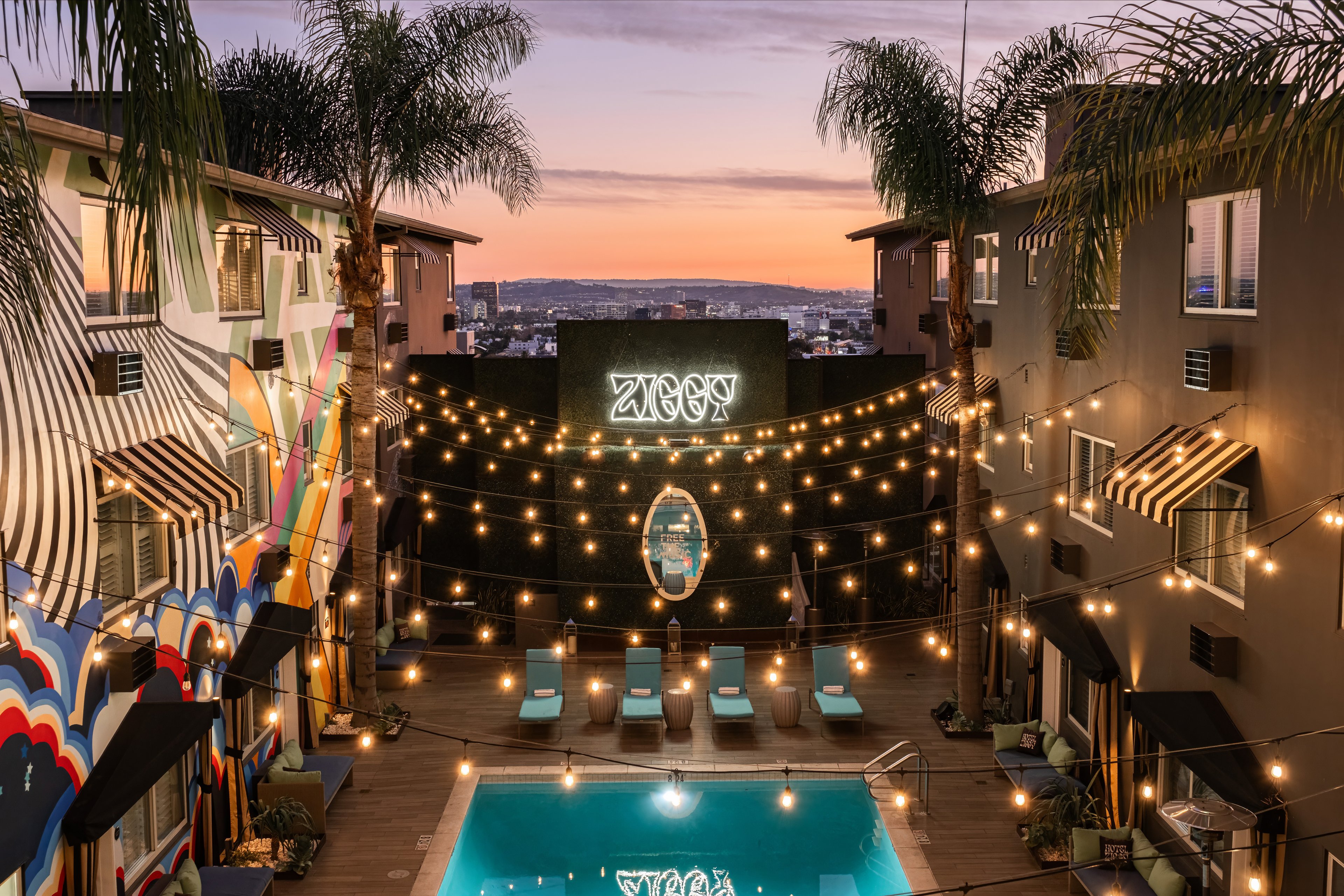 Hotel Ziggy hero image