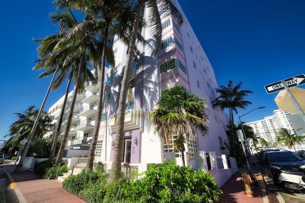 French grandeur, Miami light, and the art of the private address in Miami Beach, US