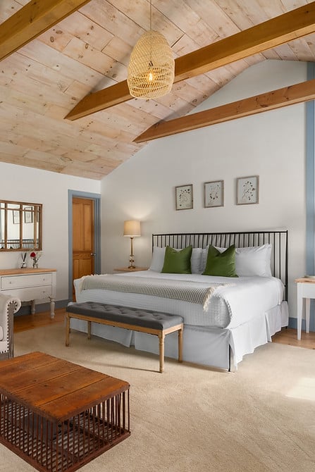 The Inn at Silver Maple Farm