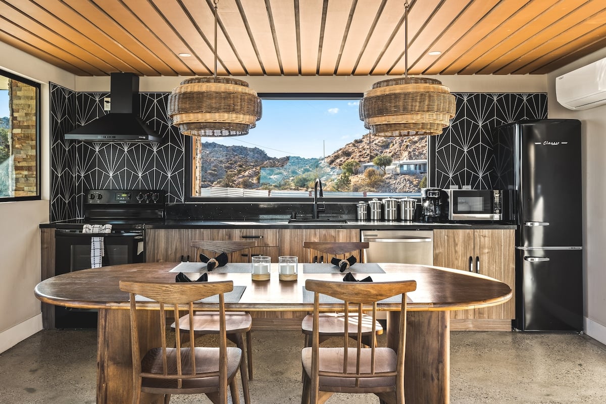 Bedrock Bungalow · Star Dome, Pool, Hot Tub, Views image 68