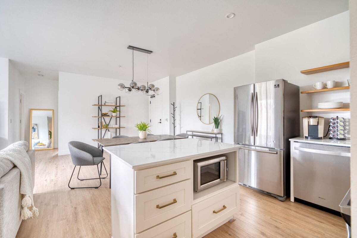 Sleeps 12 - Exclusive Floor - Great for Groups image 12