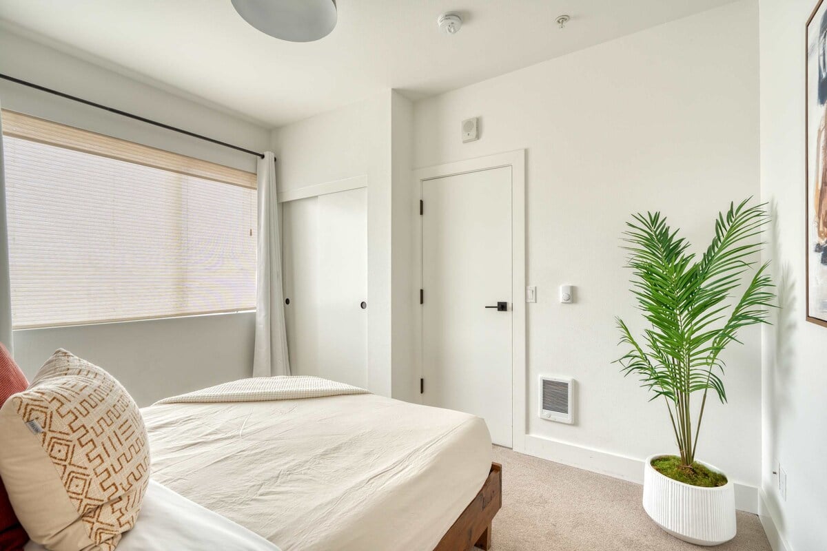 Sleeps 12 - Exclusive Floor - Great for Groups image 51