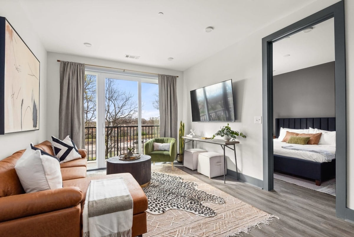 Living Room With Oversized Couch & TV