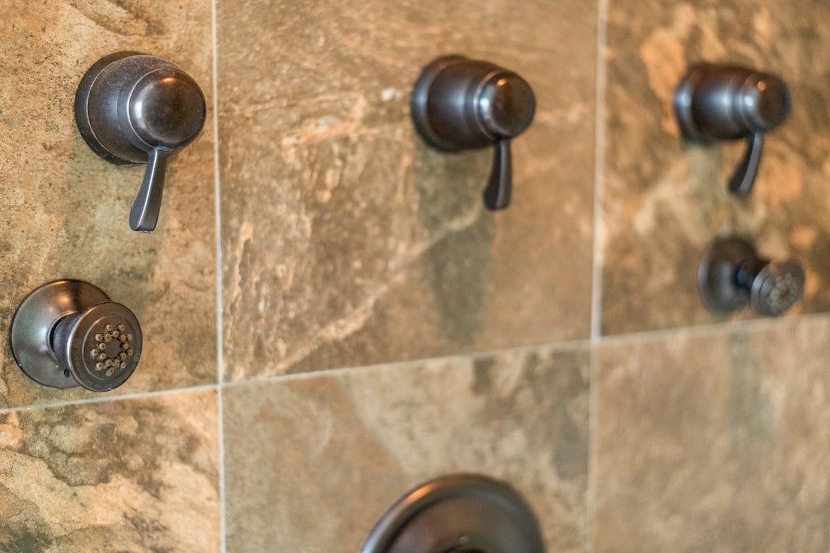 Spa shower