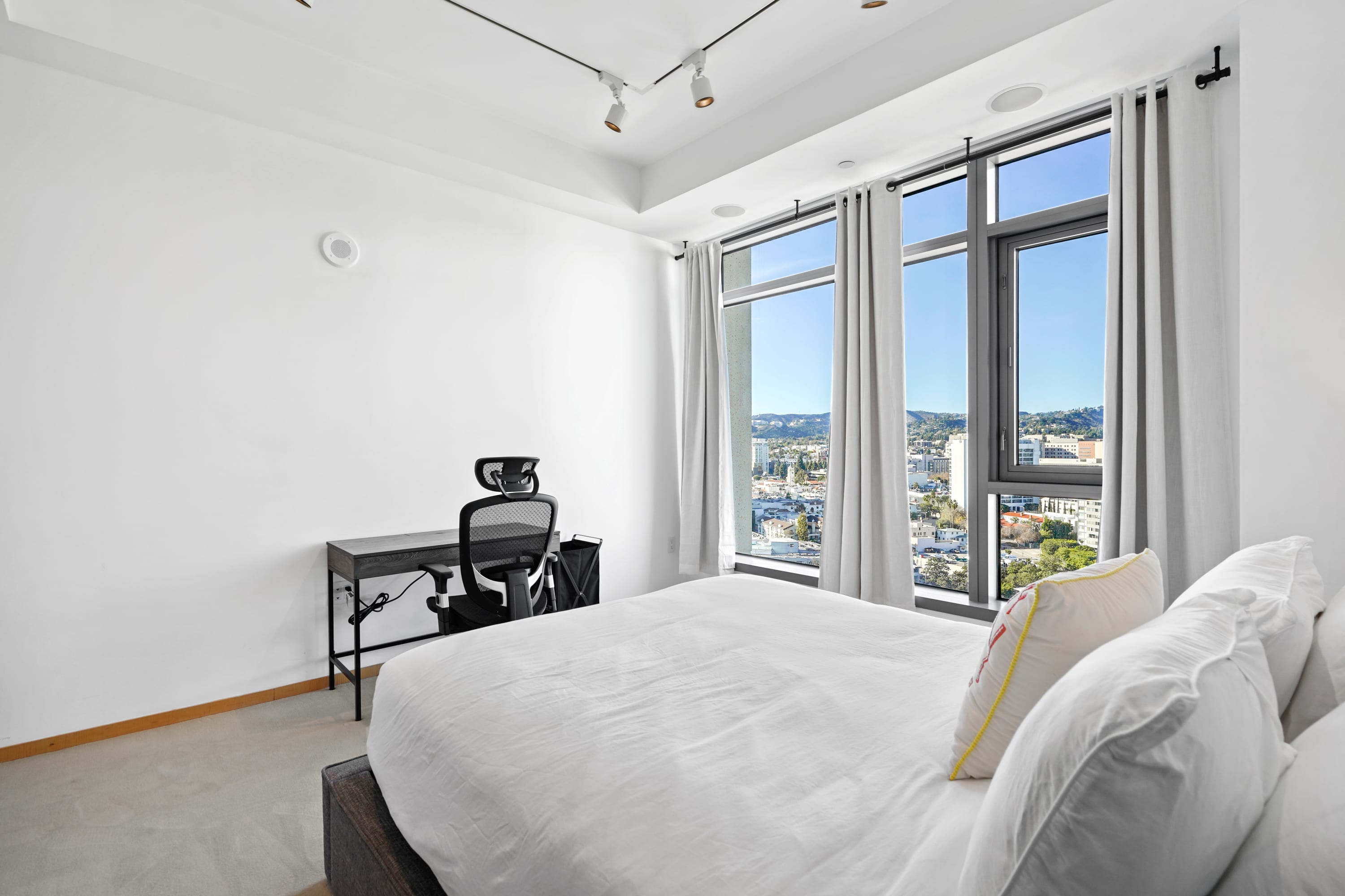 Residence image 4