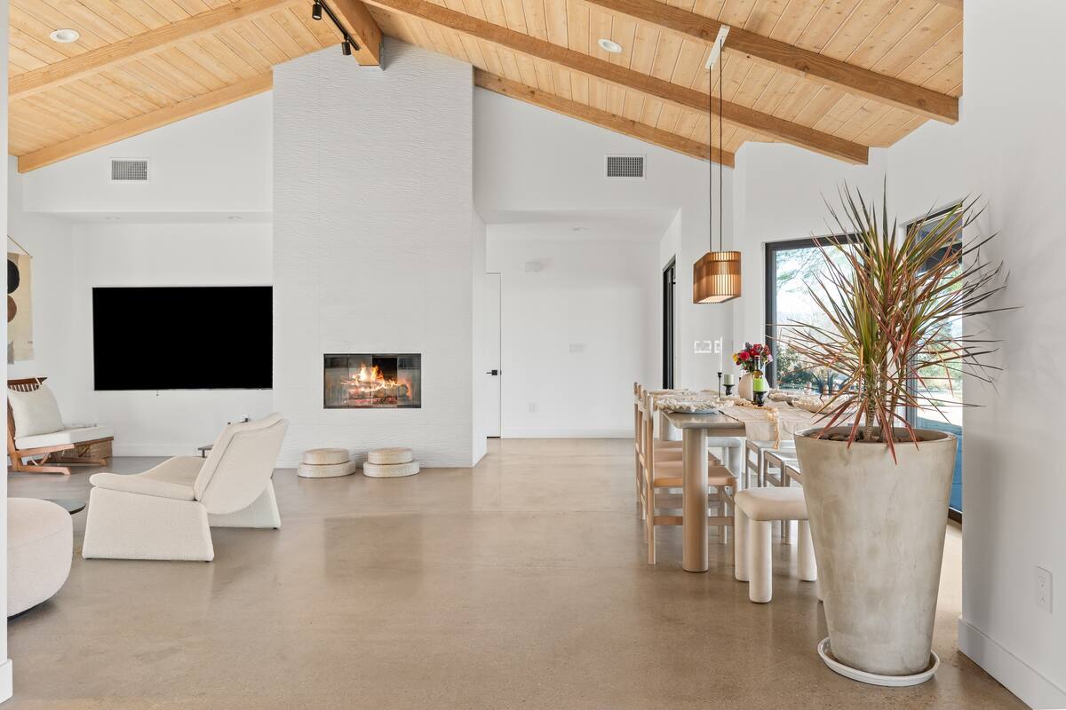 Residence image 2