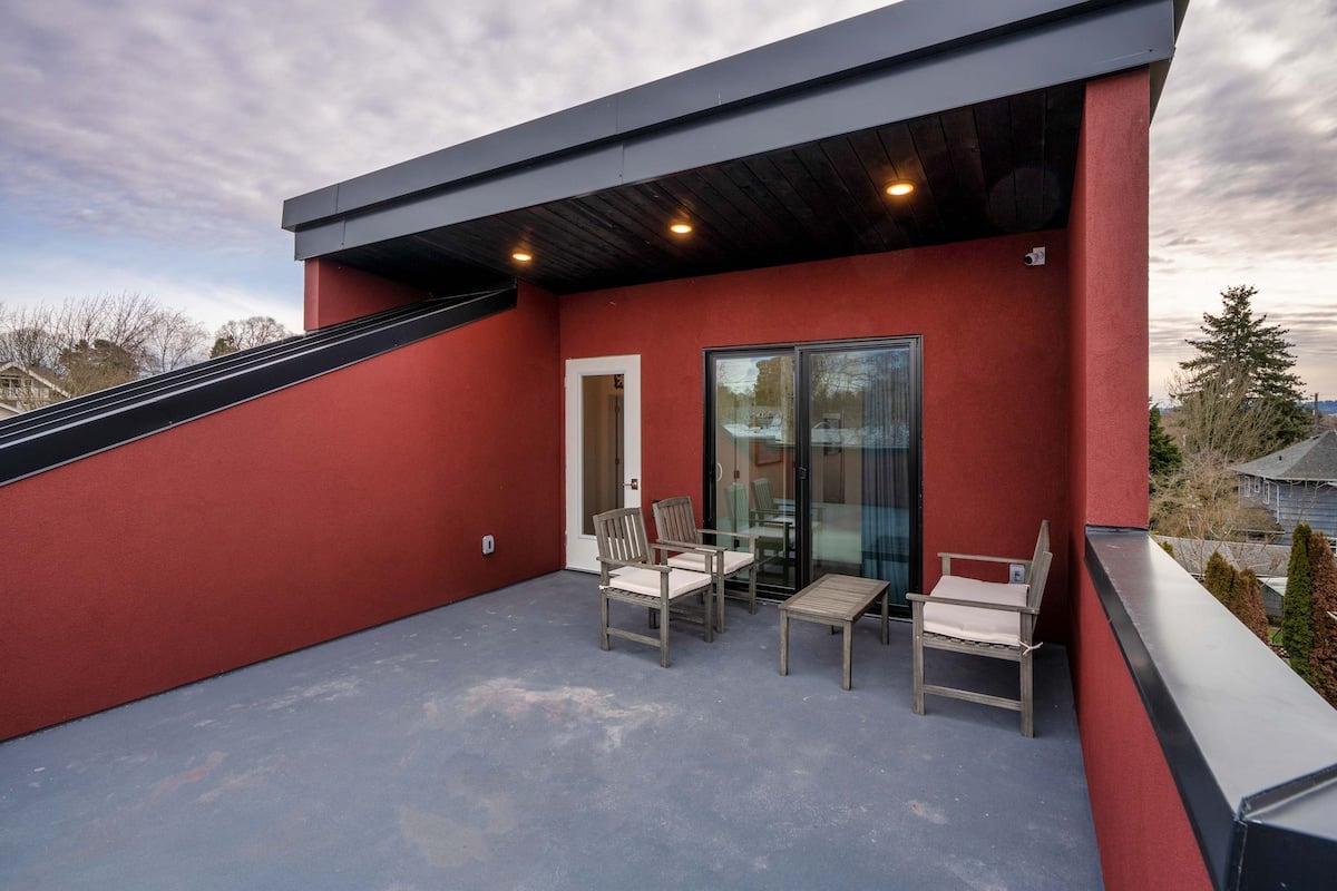 Private Rooftop Flat - 14 Guests - 94 WalkScore image 40
