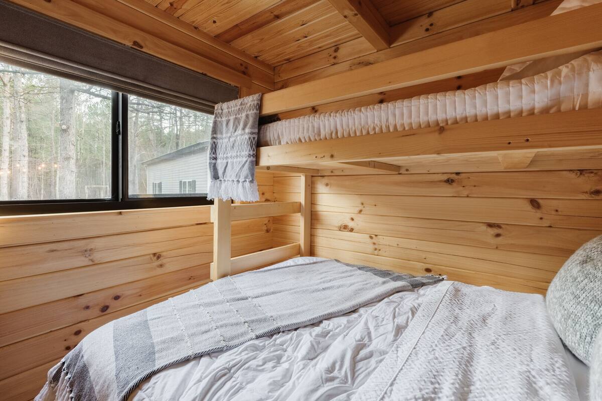 Bedroom 2 - Full Bed w/ a Twin Bed on Top