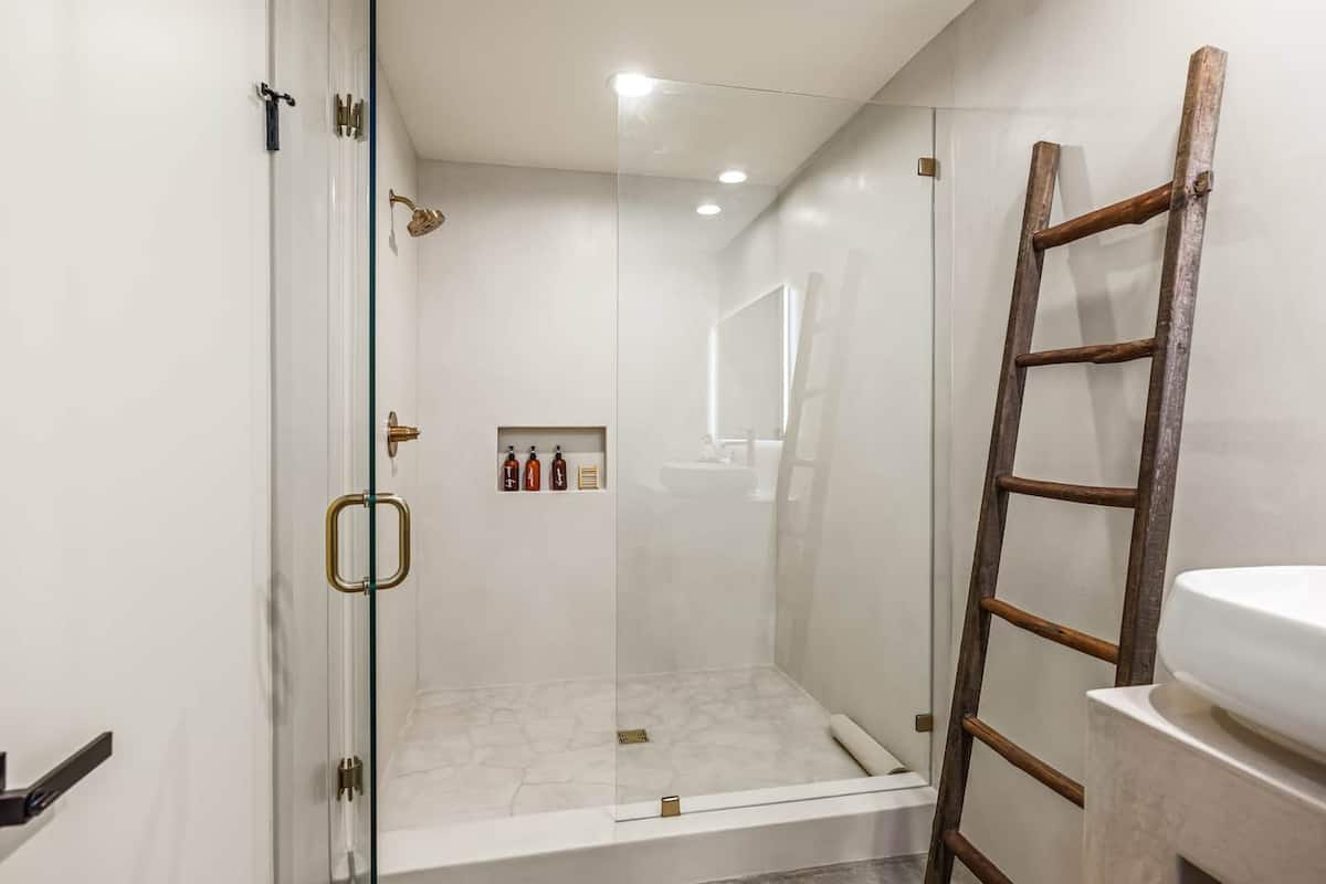 Residence image 2
