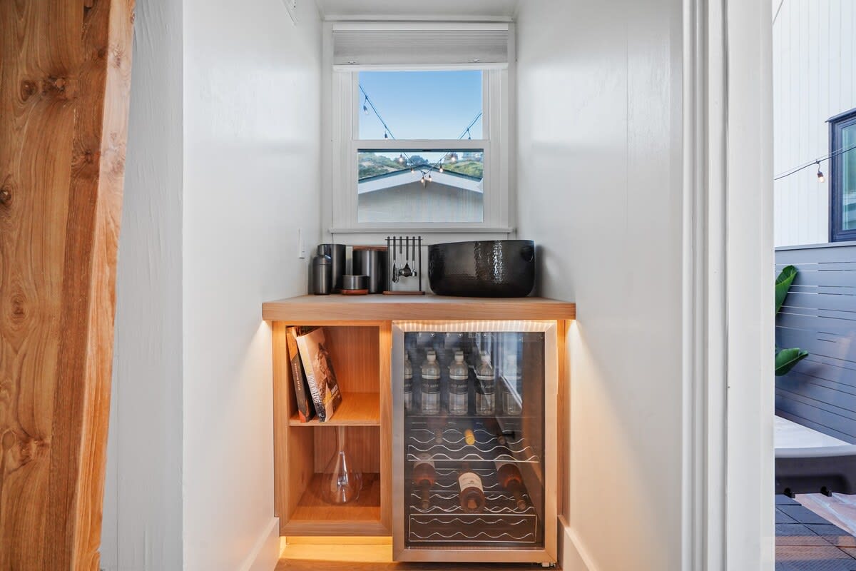 Residence image 2