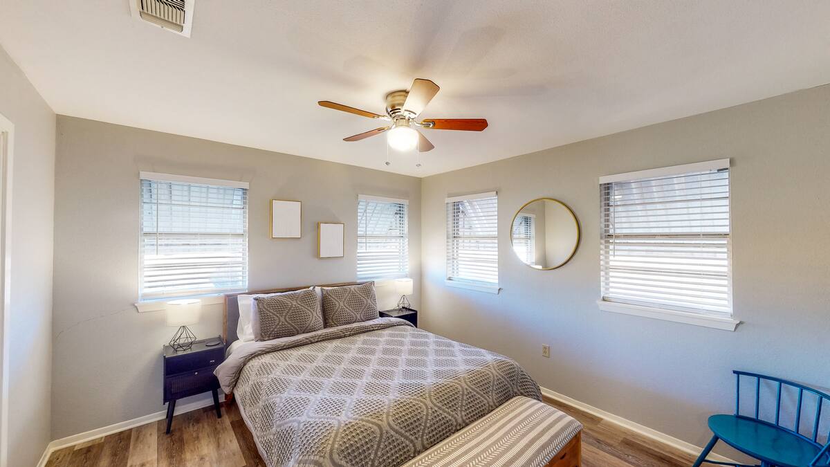 Residence image 2