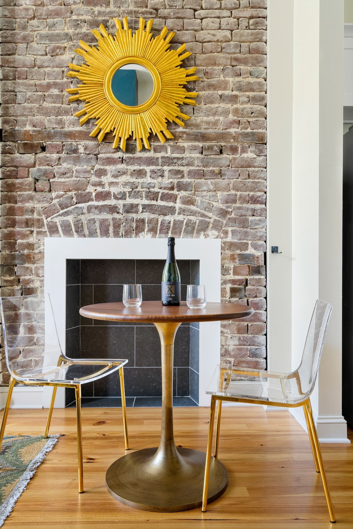 Cocktail-inspired charm in a King Street hideaway in Charleston, SC