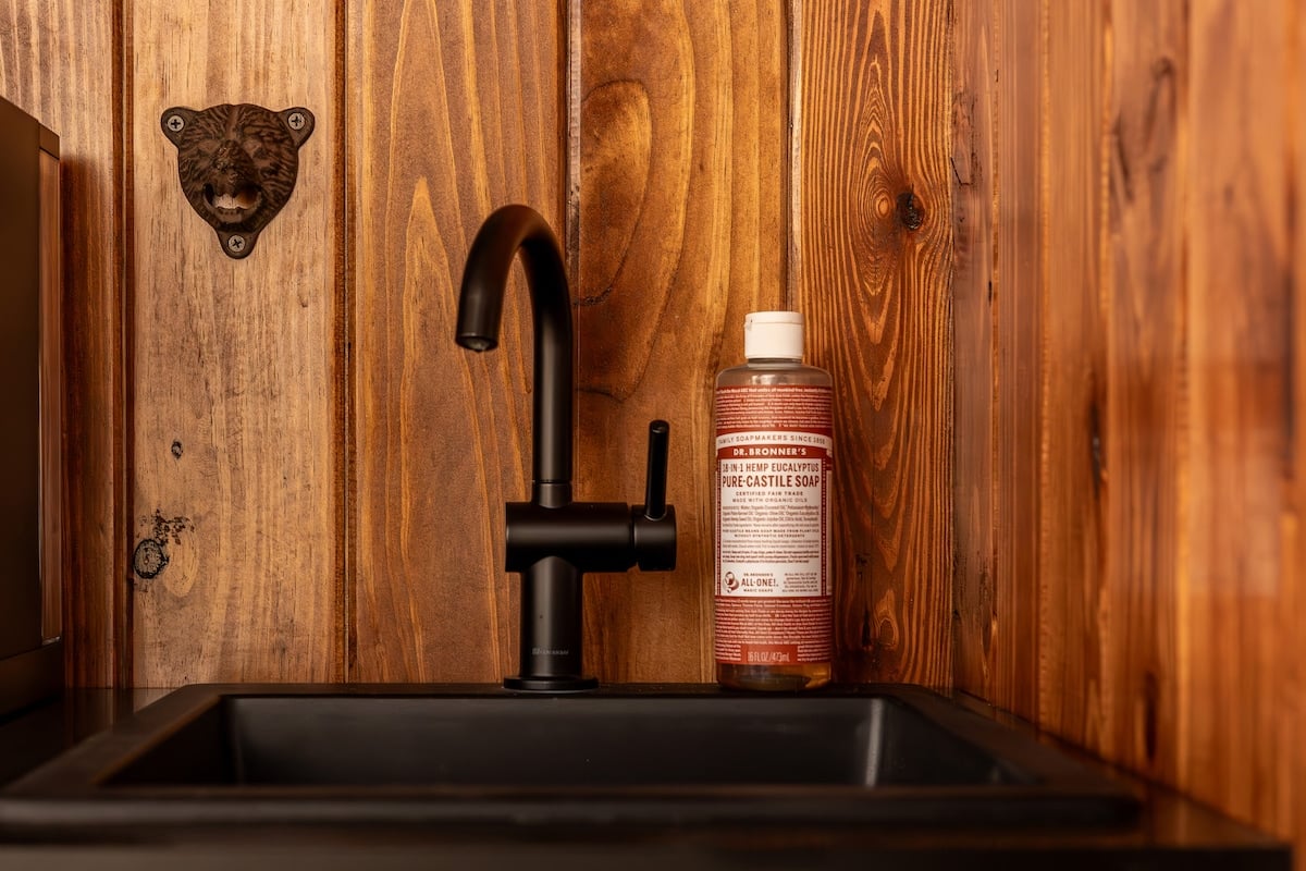 Start your day washing up with Big Bend outside.