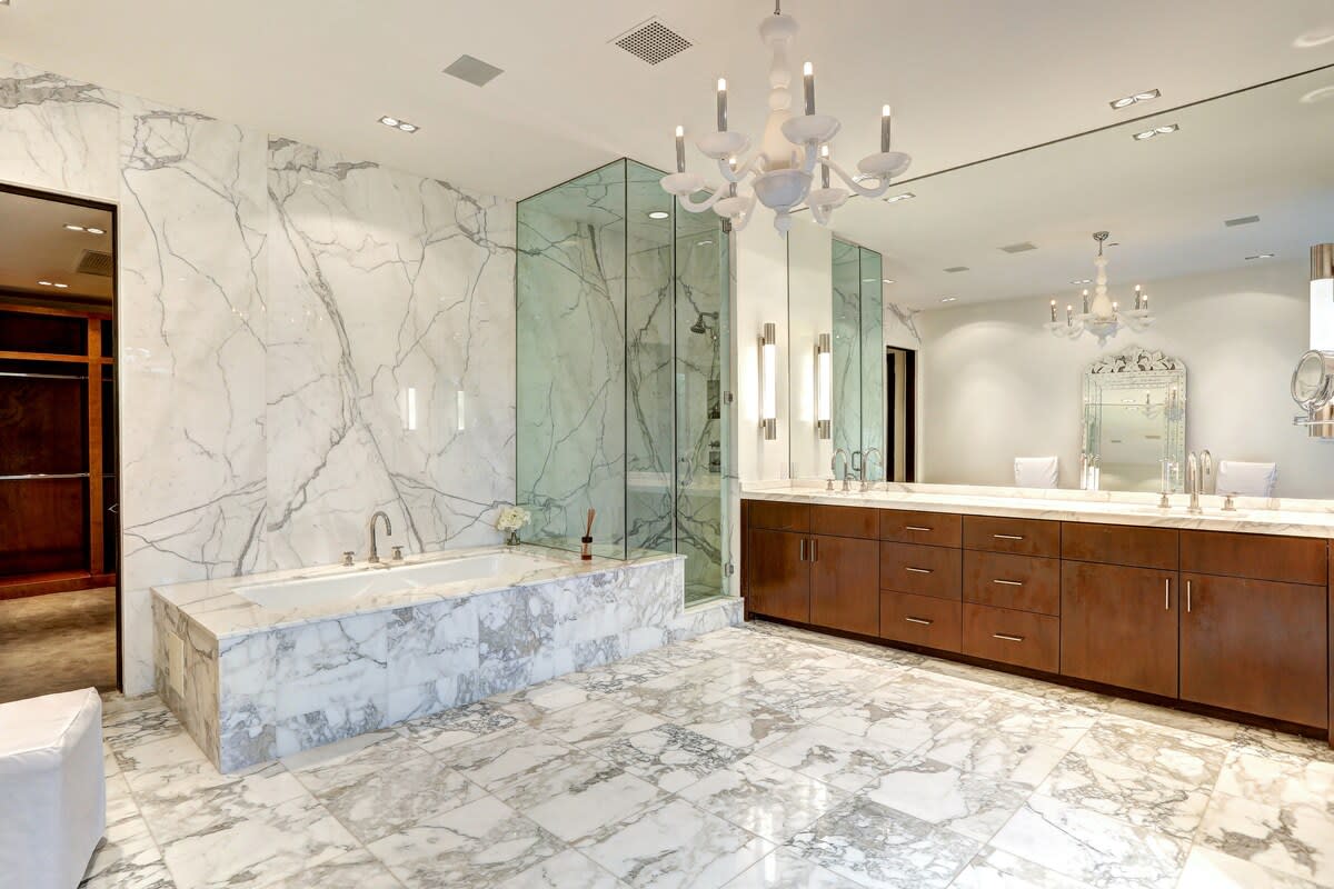 Residence image 3
