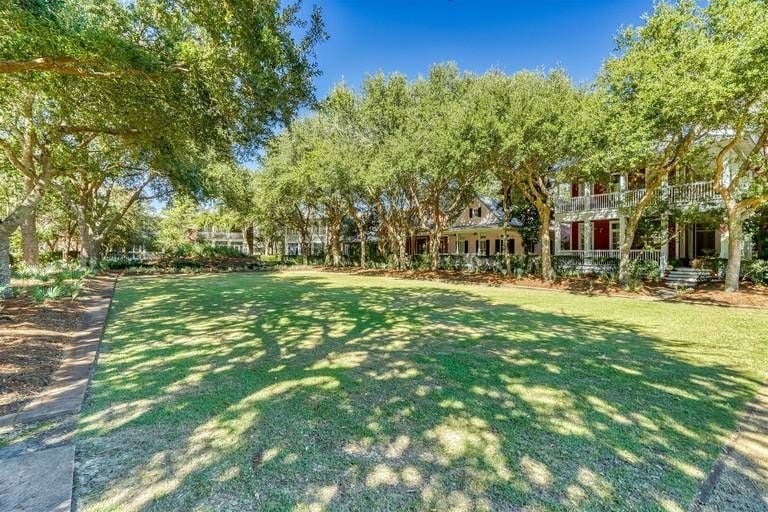 Residence image 4
