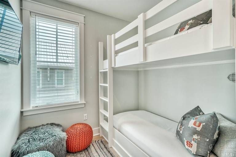 Residence image 5
