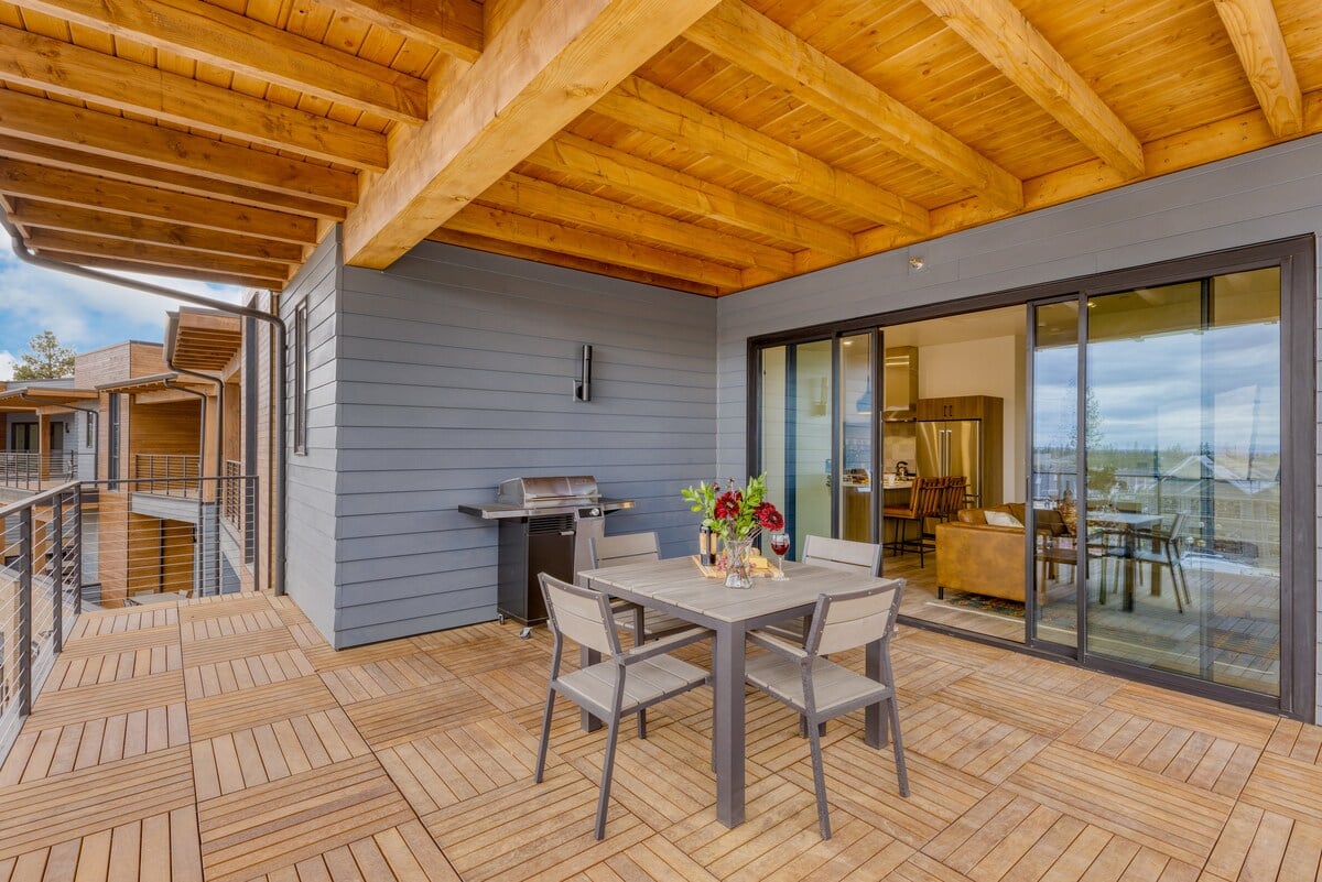Aerie Stylish 6 Unit Buyout | 15BDR, Hot Tub+Views image 6