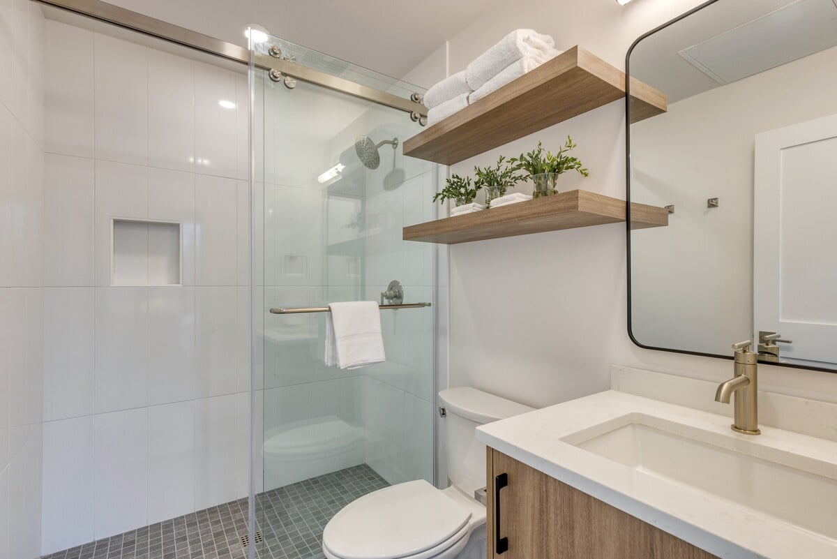 Aerie Stylish 6 Unit Buyout | 15BDR, Hot Tub+Views image 28
