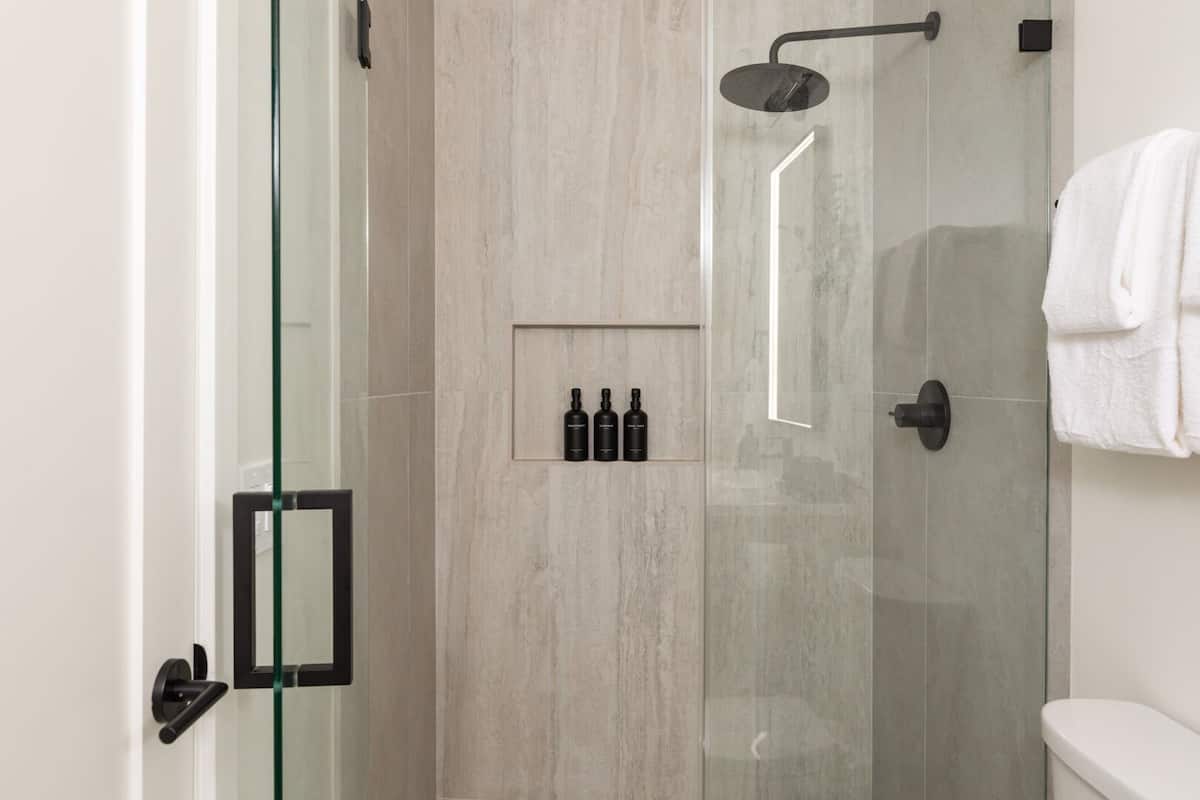 Shower.