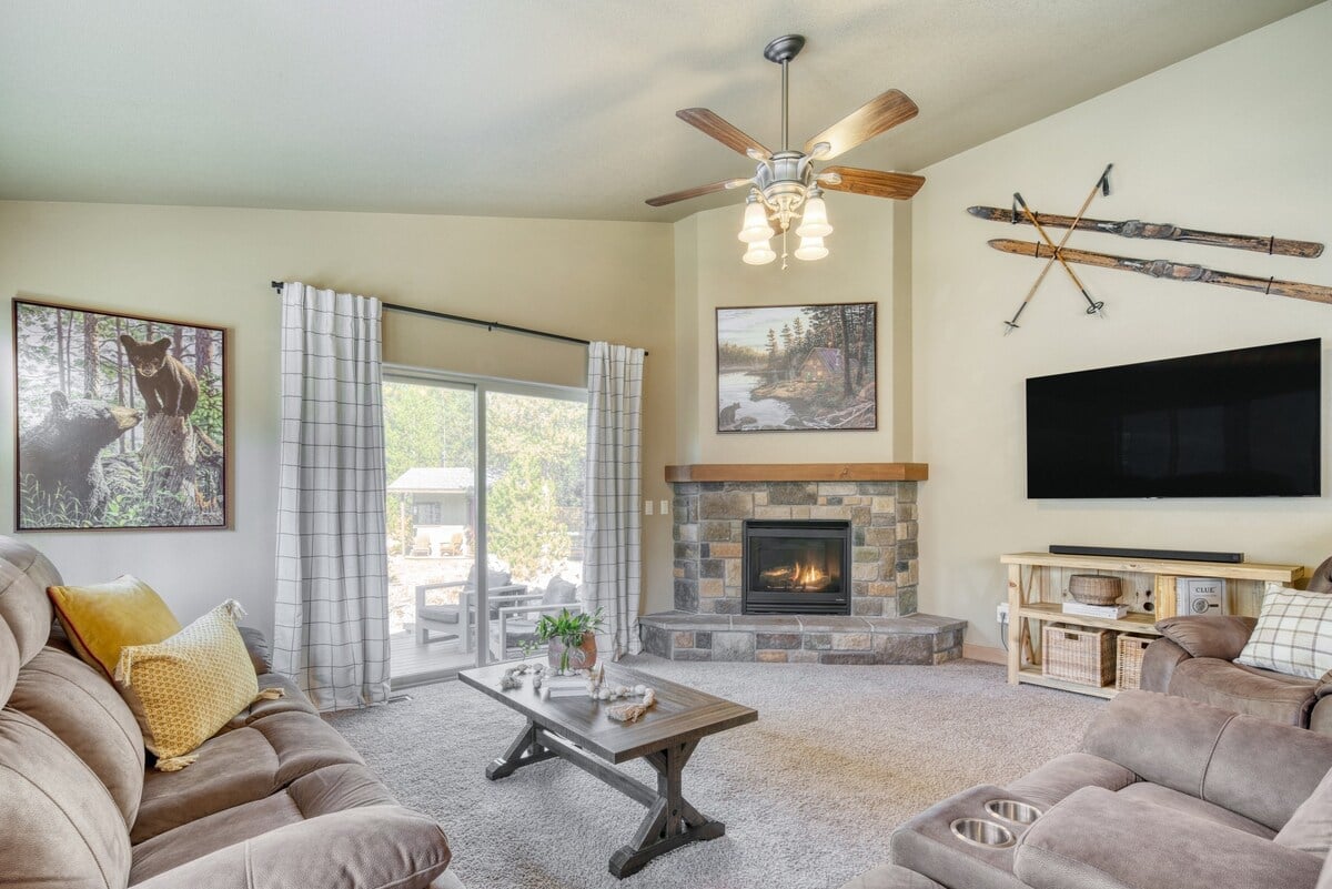 Relax in style at your private desert sanctuary in Bend, OR
