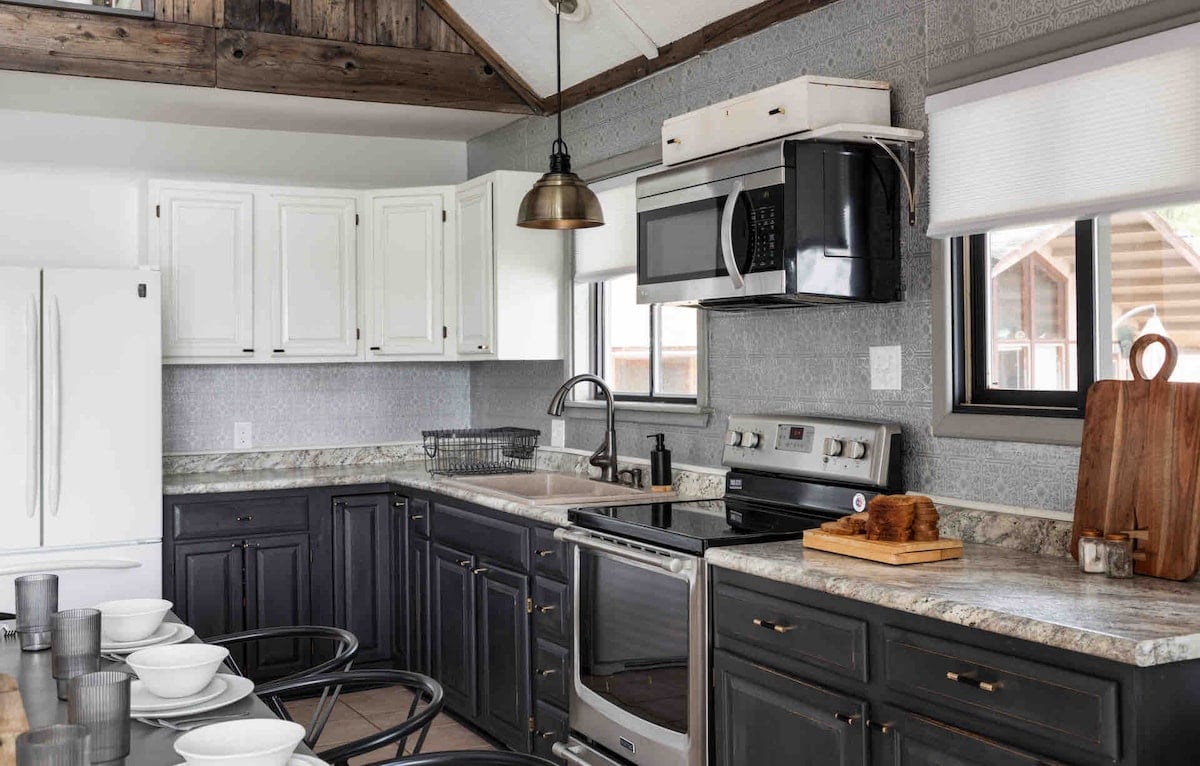 Fully stocked kitchen for you to cook your favourite meals!
