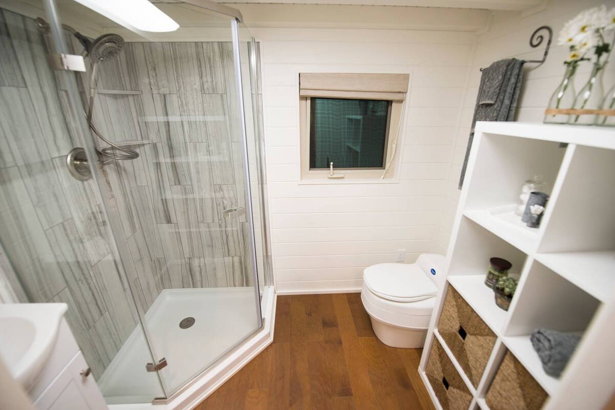 Spacious bathroom.