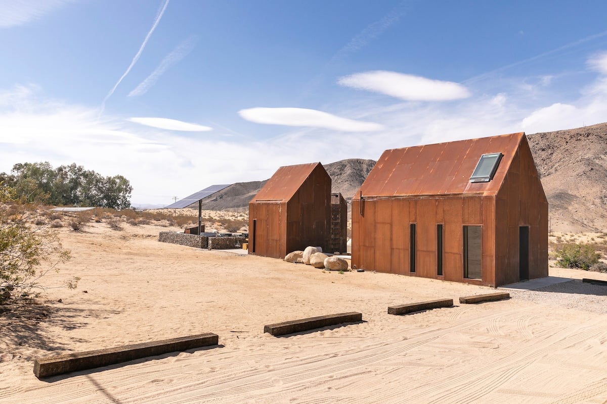 Experience off-grid living with unparalleled stargazing in this architect's cabin. in Twentynine Palms, CA