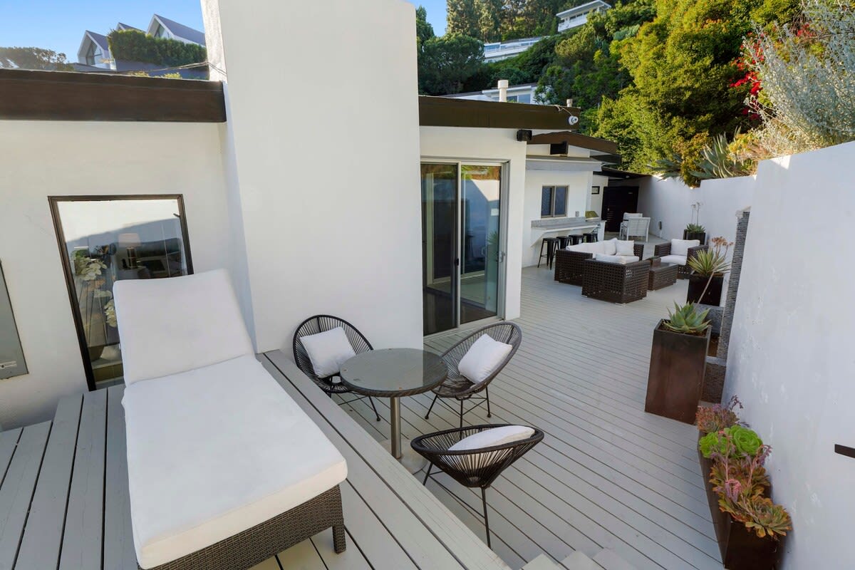 Residence image 2