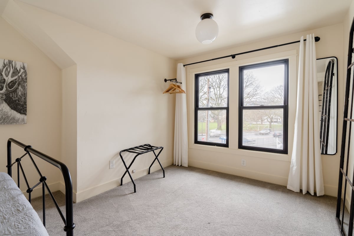 Residence image 2