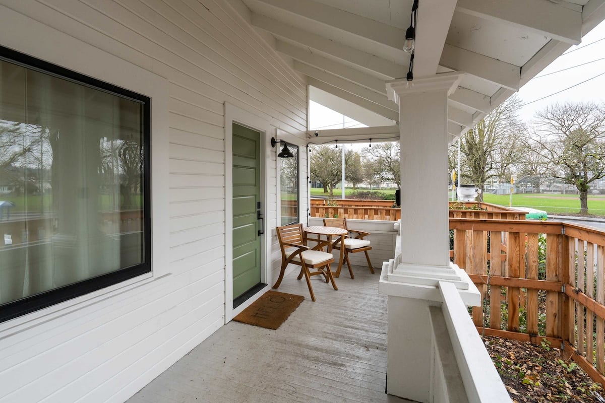 4BR Farmhouse | Remodeled • Ideal for Groups image 22