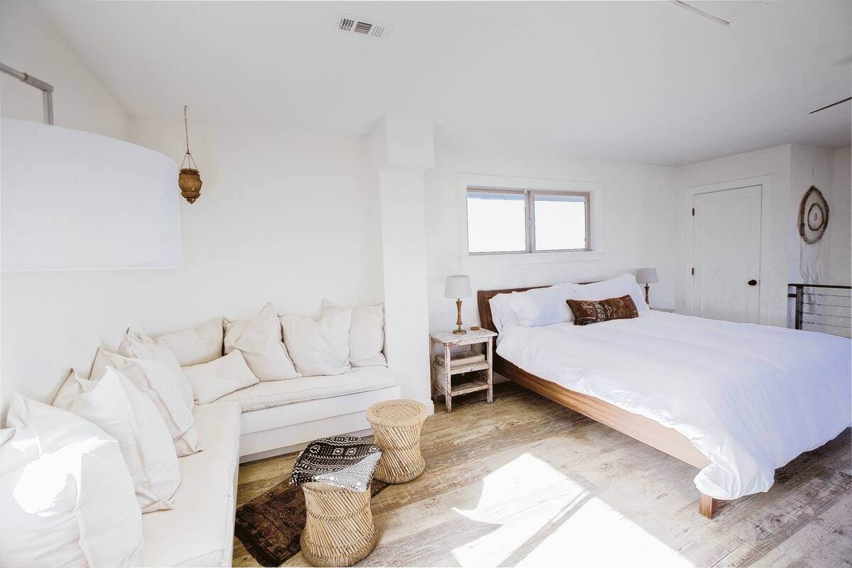 Residence image 2