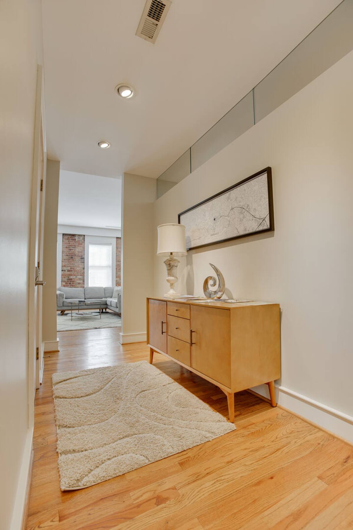 Such a welcoming and light entryway.