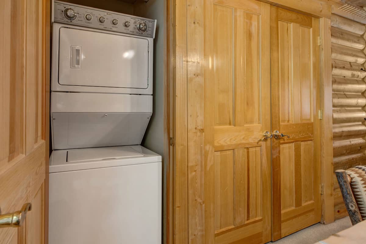 Residence image 3