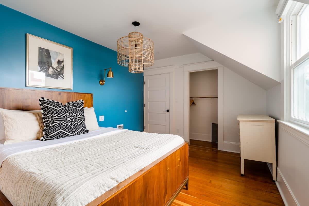 Residence image 3