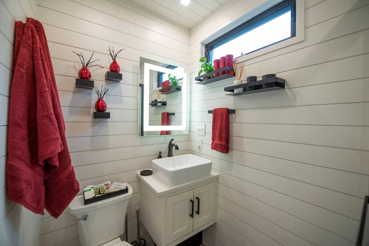 LED Heated Mirror