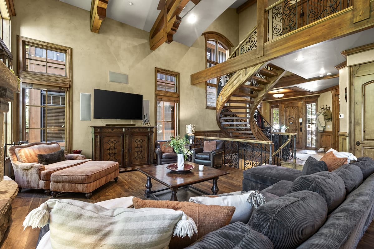Residence image 1