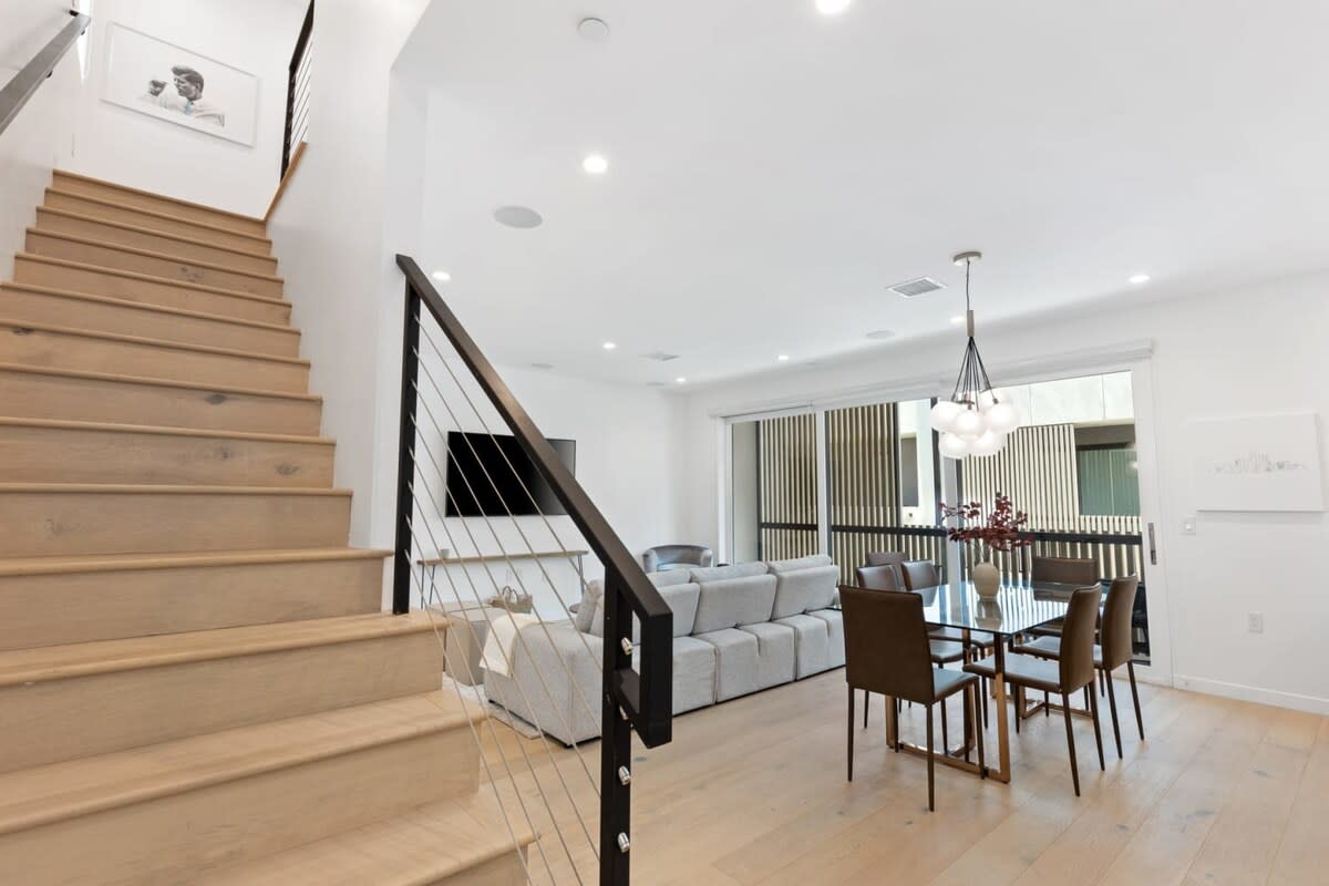 Residence image 2