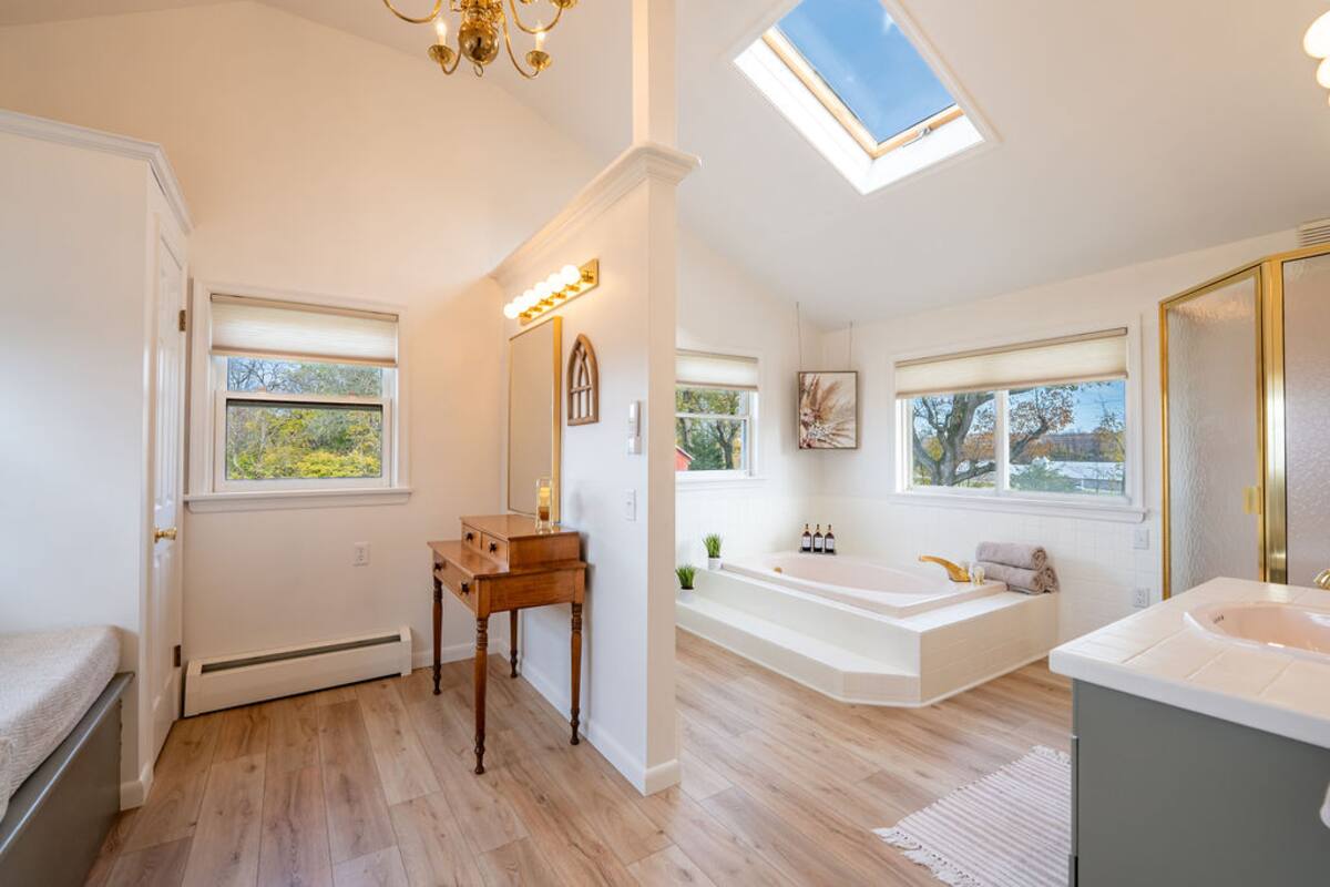 Bathroom 1 - located through Bedroom 1