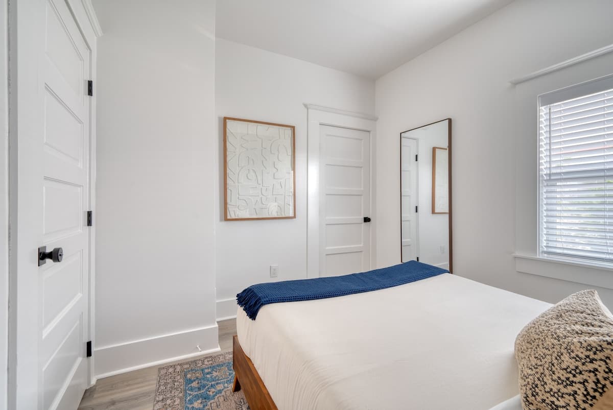 Residence image 2