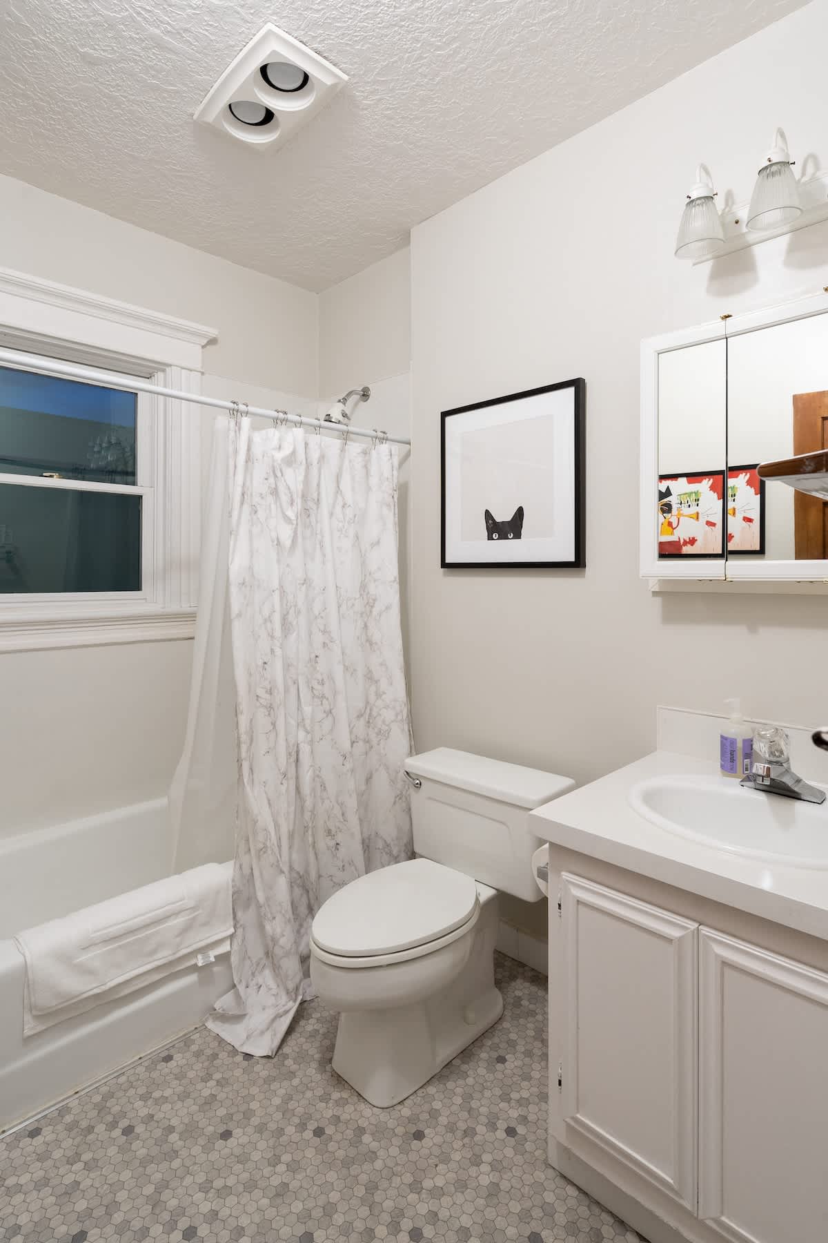 Residence image 3