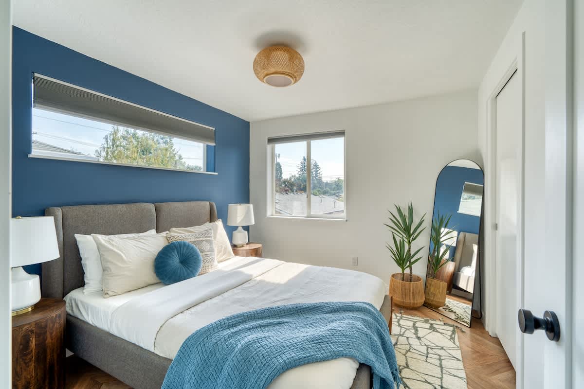 Residence image 3