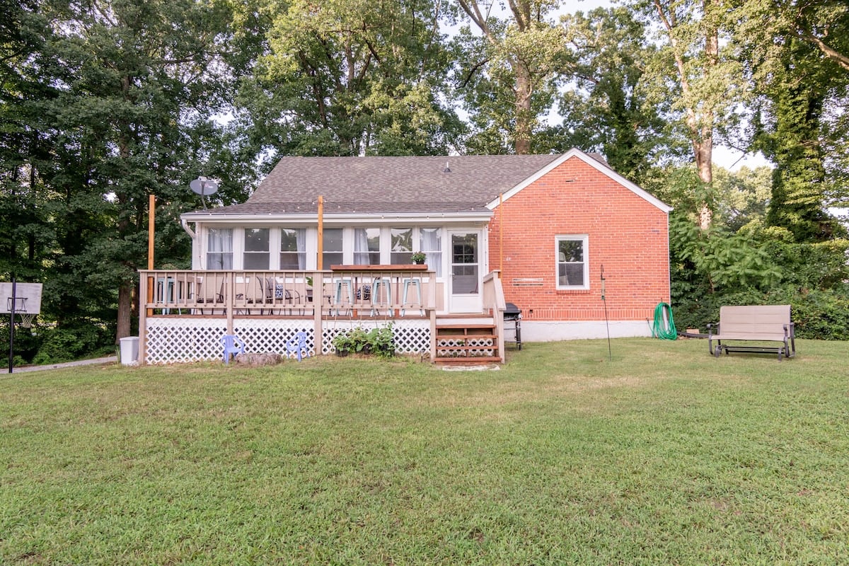 Discover timeless charm near Colonial Williamsburg in Toano, VA