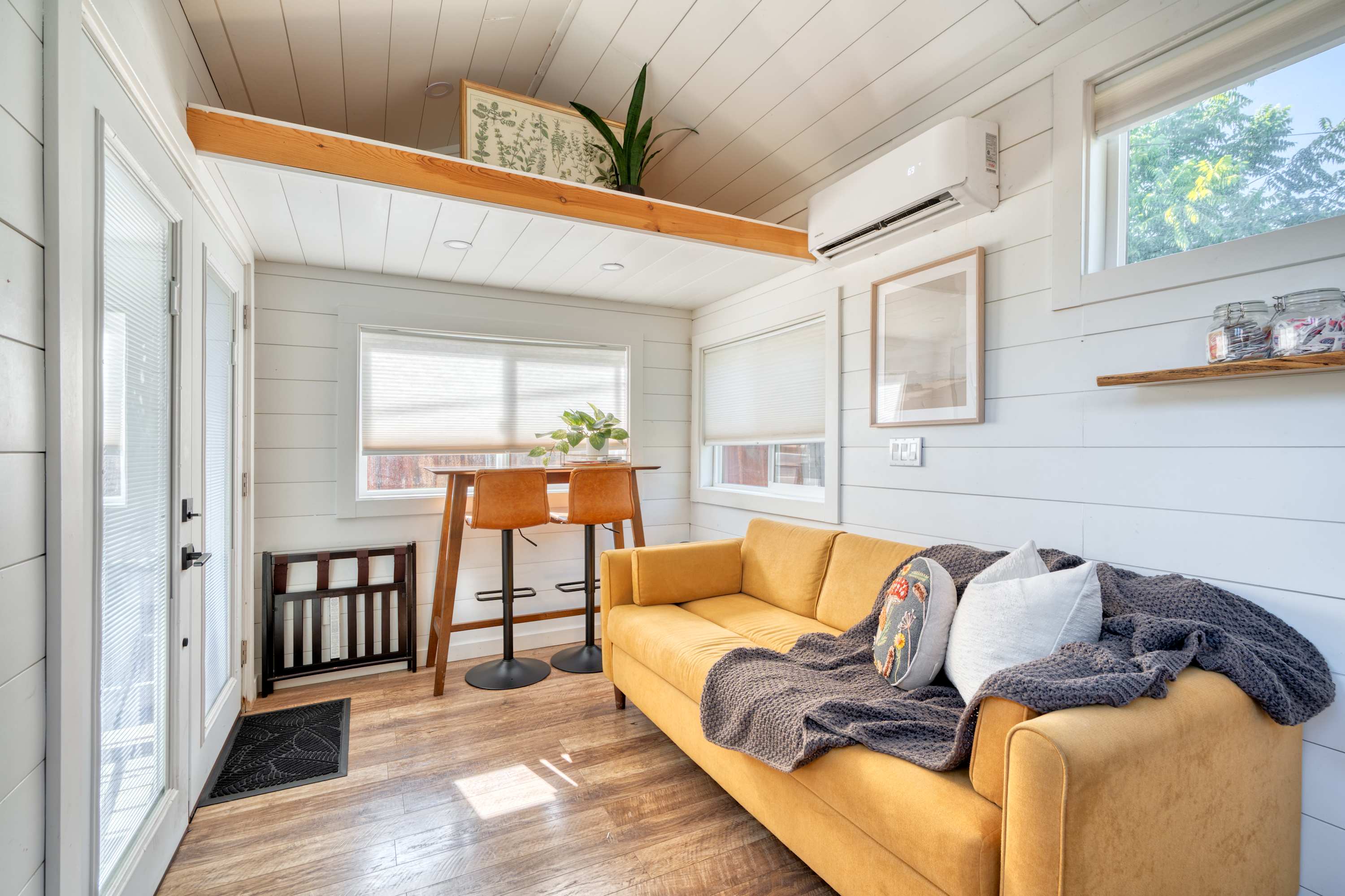 Residence image 6
