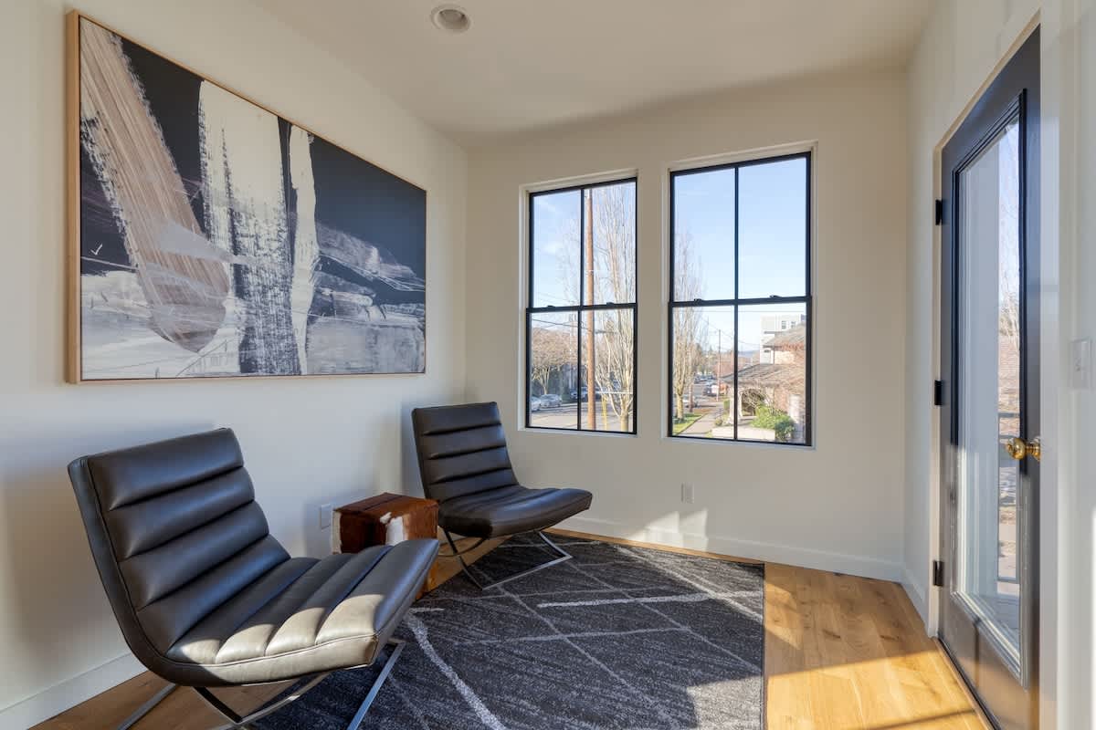 Residence image 3