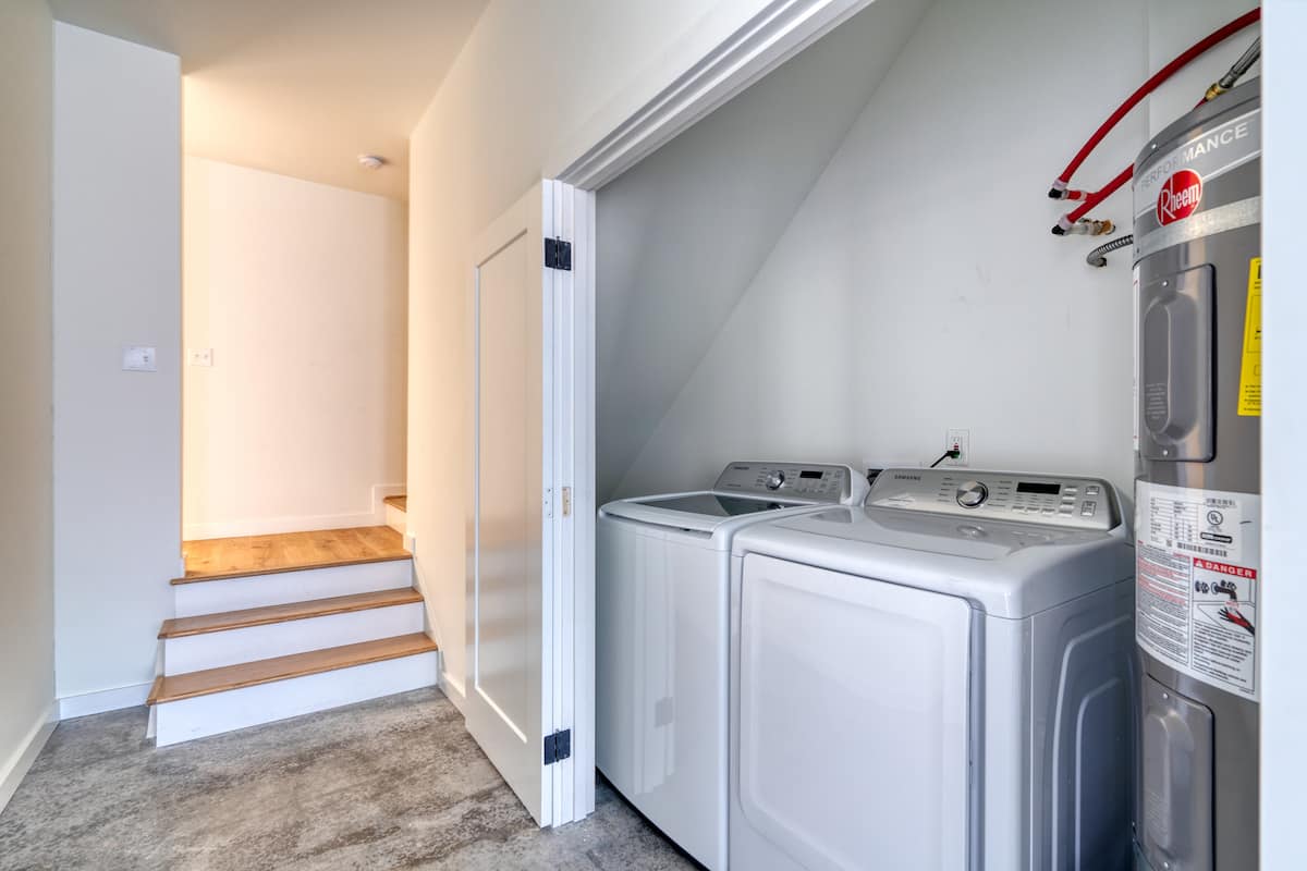 Residence image 1