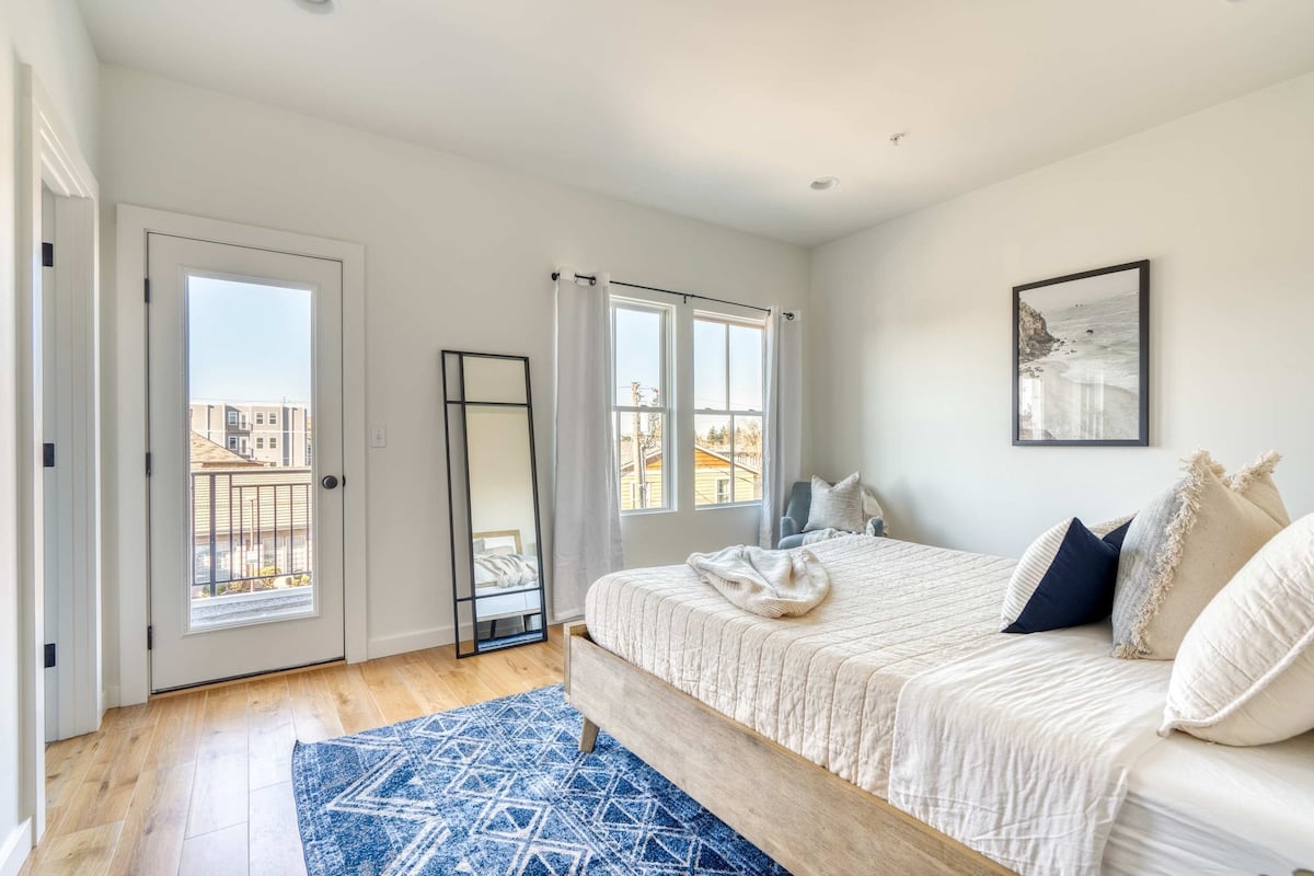 Family-Ready 3BR • Tabor Retreat • Sleeps 8 image 19