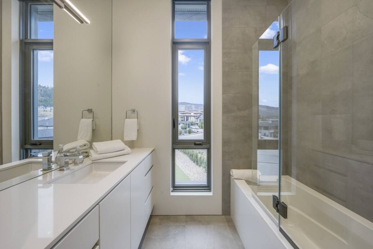 Residence image 1