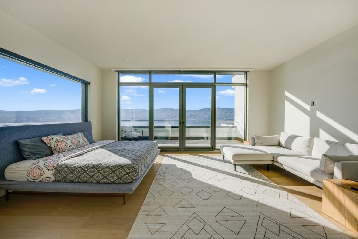 Residence image 3