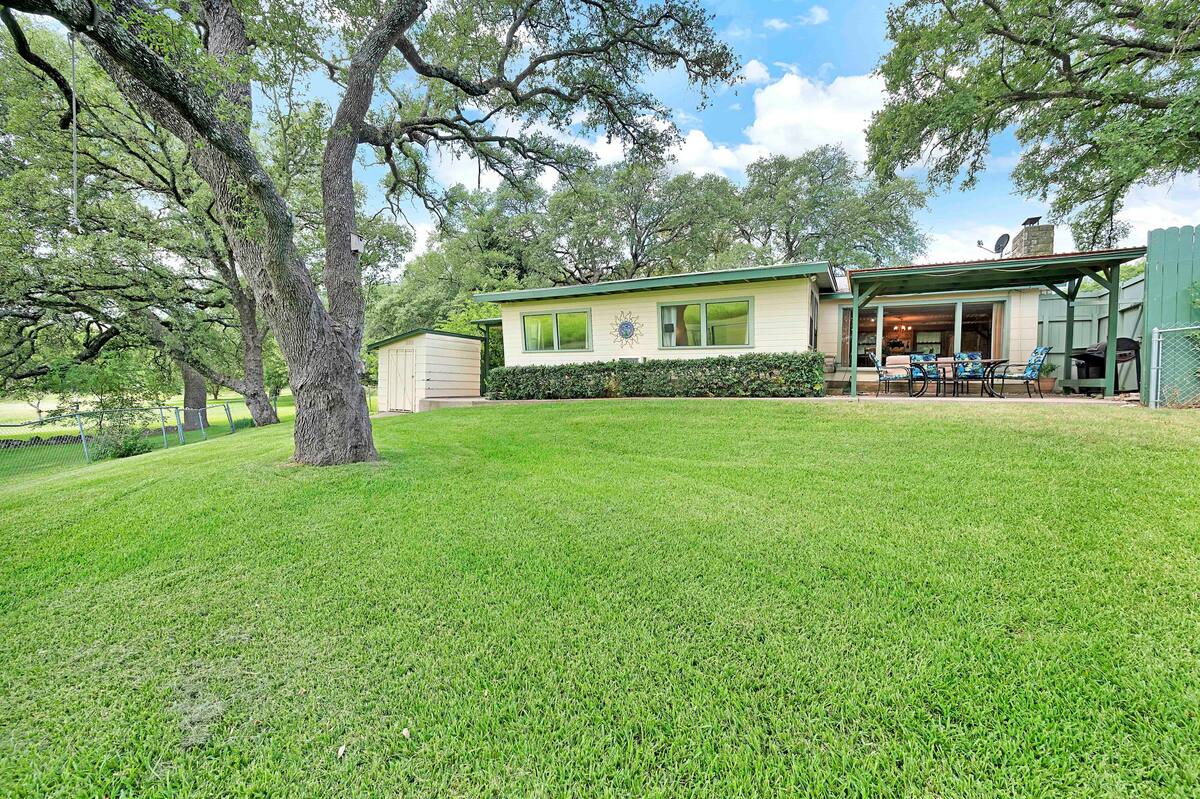 Residence image 1