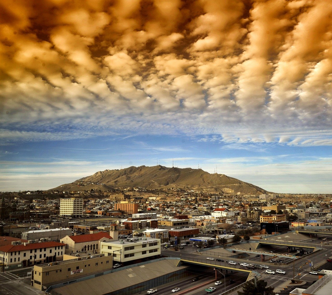 El Paso Texas downtown skyline Franklin Mountains
